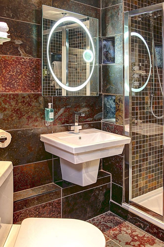 Best Western Plus Centurion Hotel Standard Room, 1 Double Bed, Accessible, Non Smoking (Walk-in Shower) 7