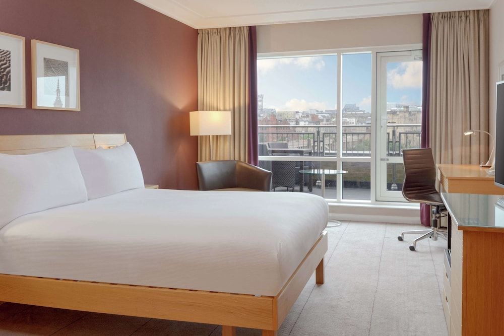 Executive Room, 1 Queen Bed, Balcony