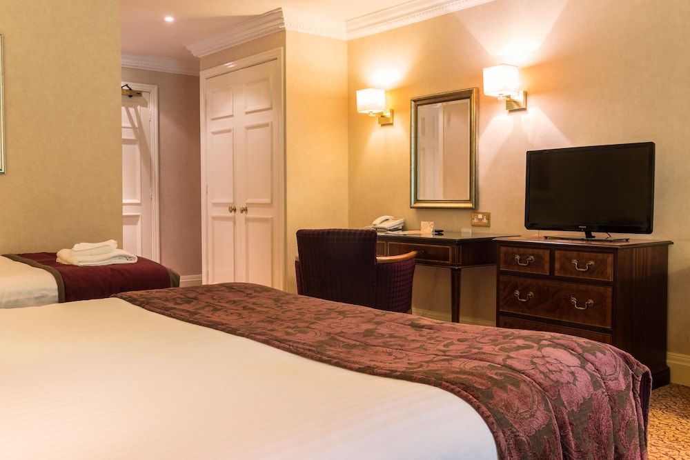 Redworth Hall Hotel Standard Double Room 7