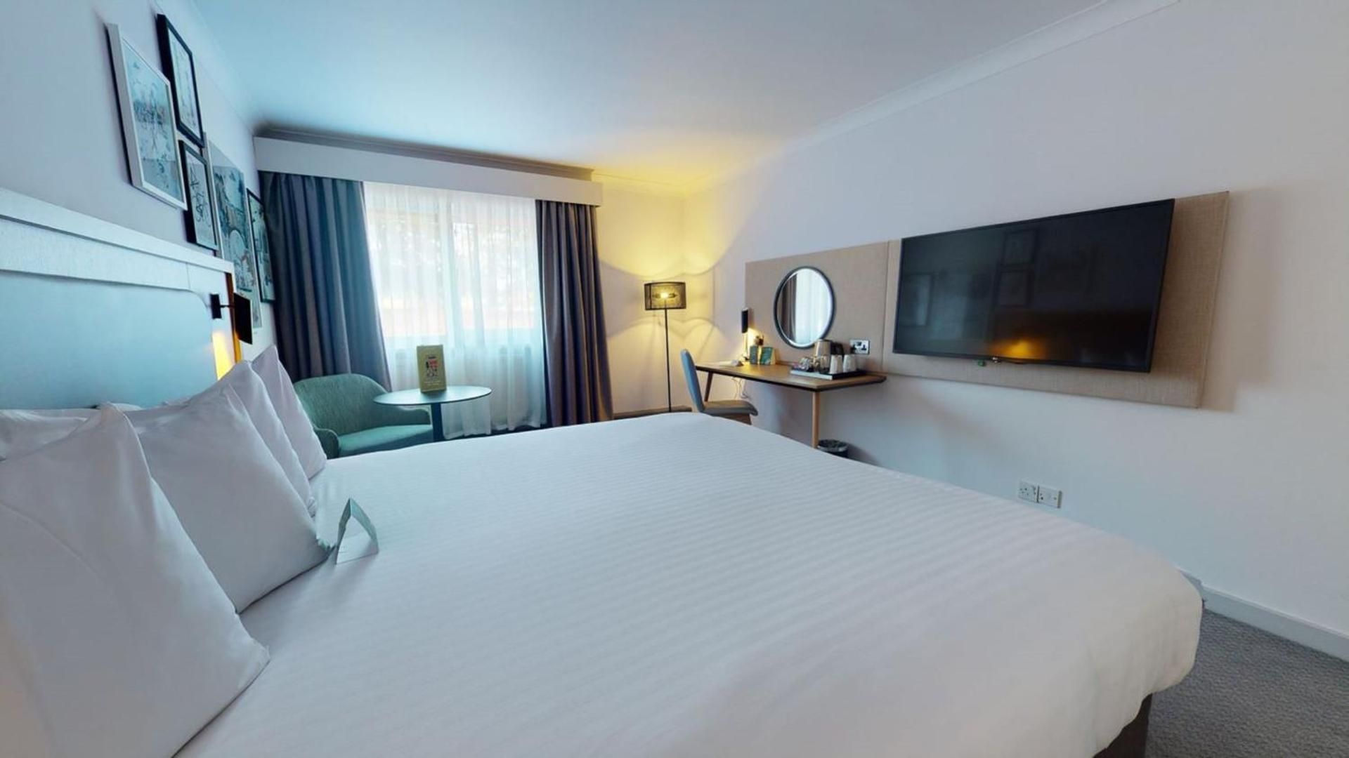 Standard King Room
