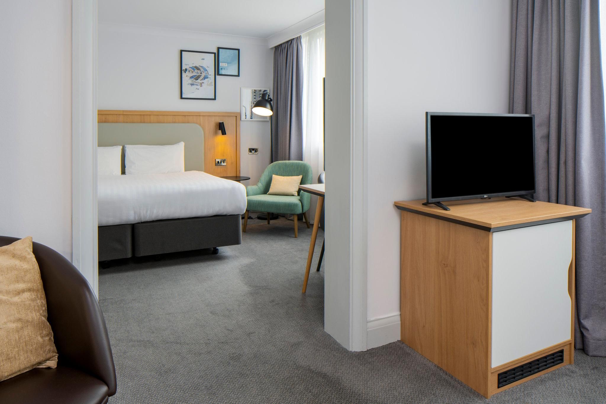 1 Bedroom Suite