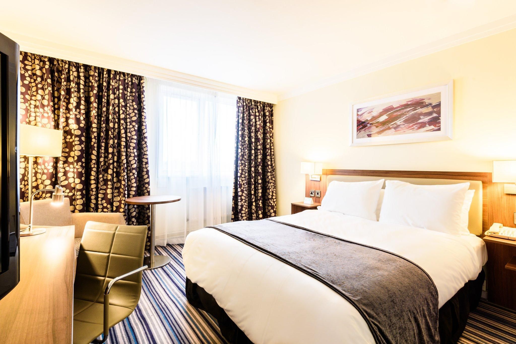 1 Double Bed Standard Accessible