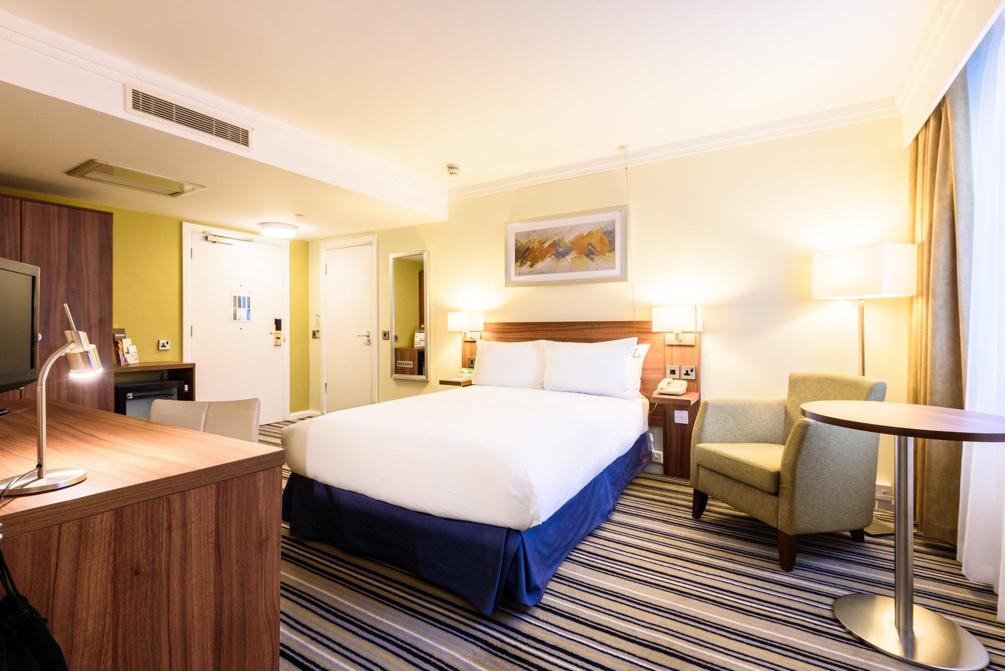 1 Double Bed Accessible Non-Smoking