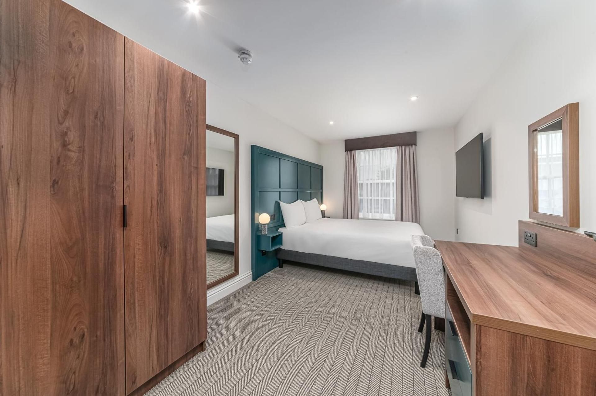 Large Apartment