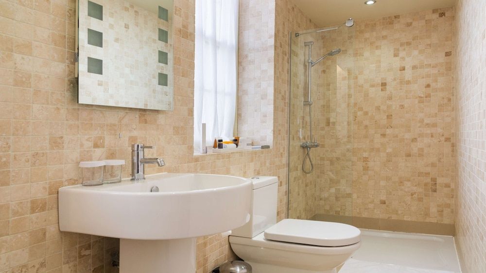 Best Western Plus Sheffield Mosborough Hall Hotel Executive Room, 1 Double Bed, Non Smoking (Four Poster Bed) 5