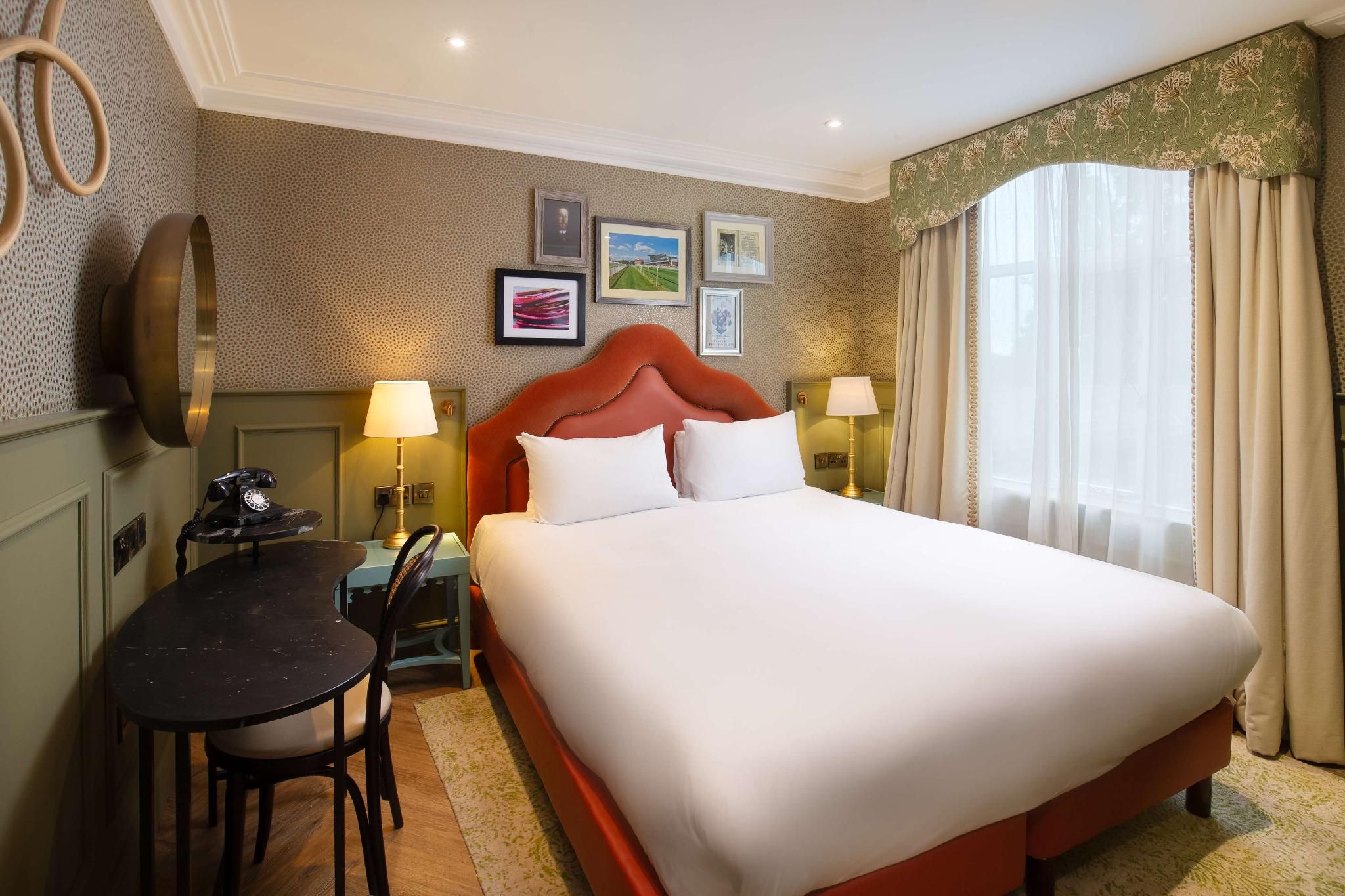 King George Walton Room