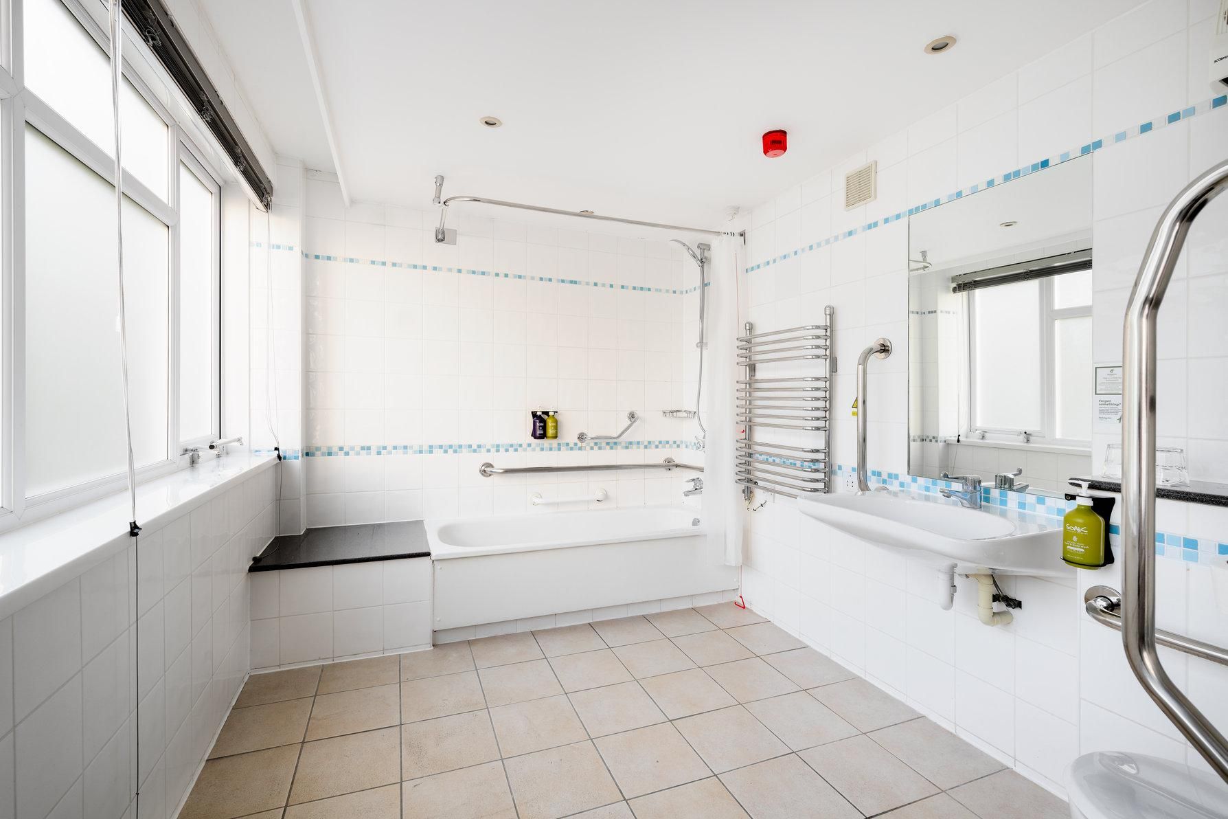 1 Double Bed Standard Accessible