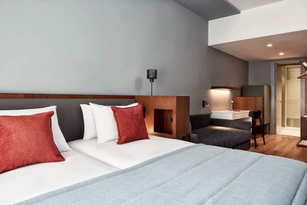 Achilleas Hotel Quadruple Room