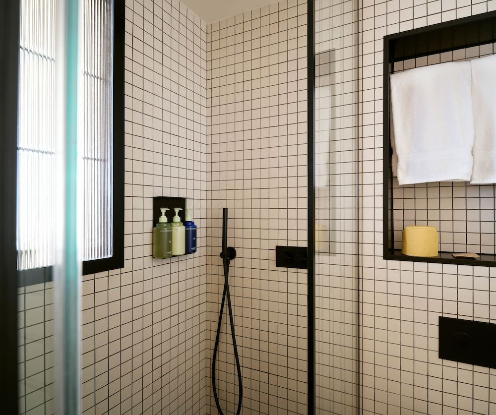 Ace Hotel & Swim Club Athens Room, 1 King Bed, Poolside 5