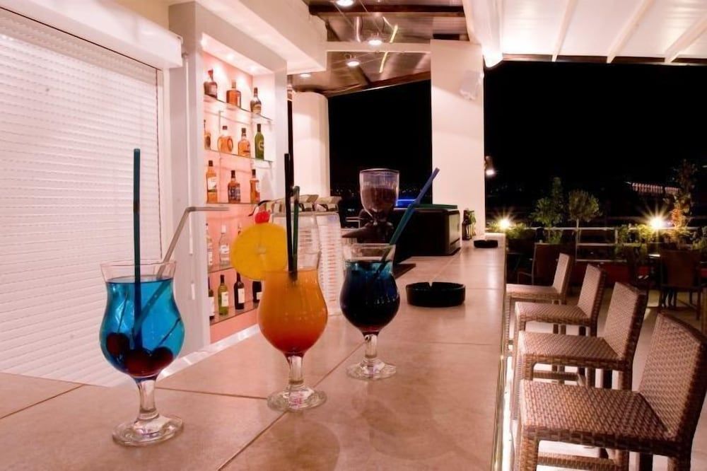undefined Crystal City Hotel 9