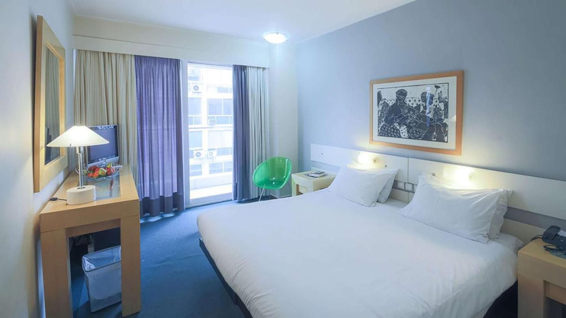 undefined Dorian Inn, Sure Hotel Collection by Best Western 5