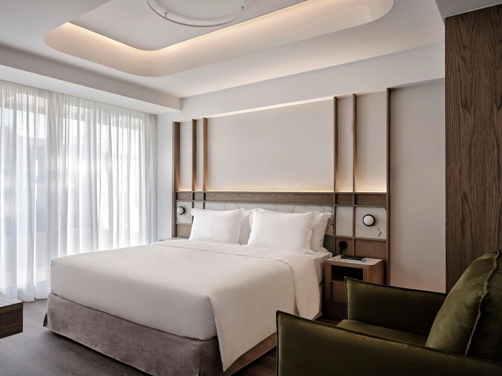 Electra Rhythm Athens Active Suite