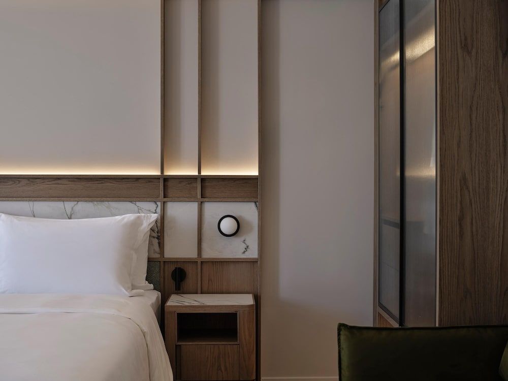 Electra Rhythm Athens Active Suite 13