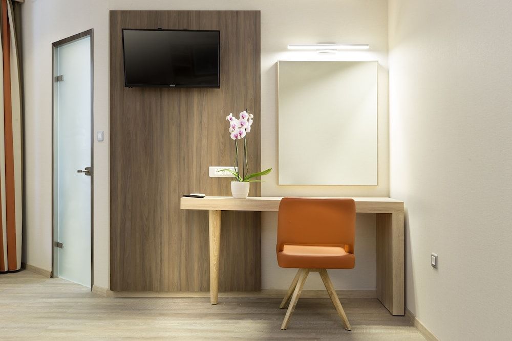 undefined Hotel Jason Inn