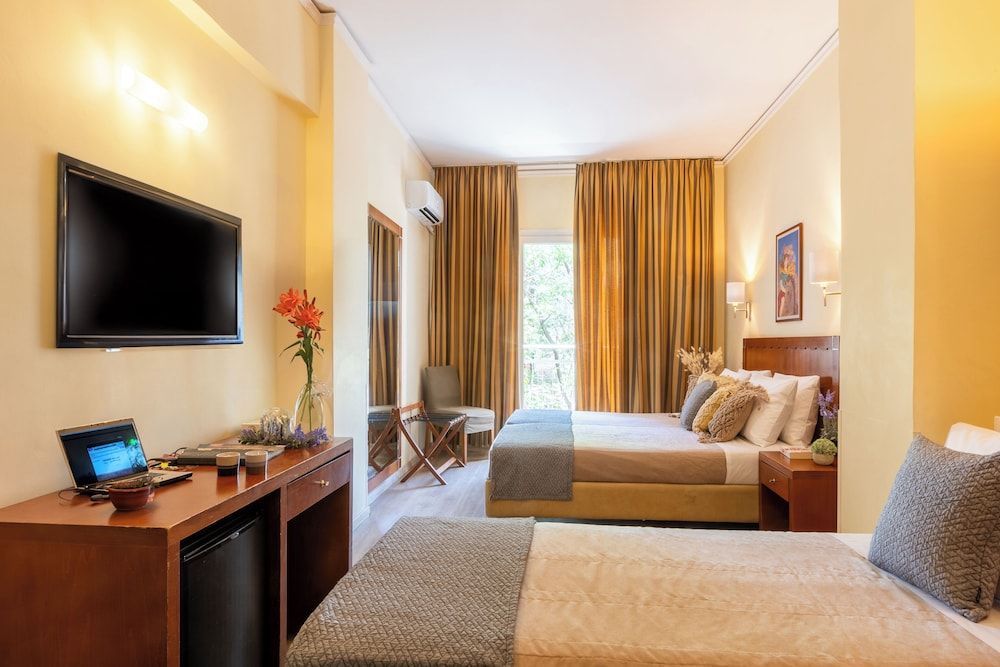 undefined Marina Hotel Athens 3
