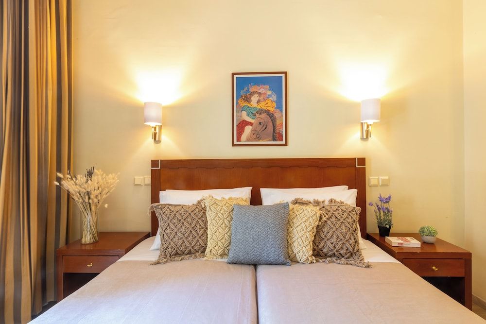 undefined Marina Hotel Athens 5