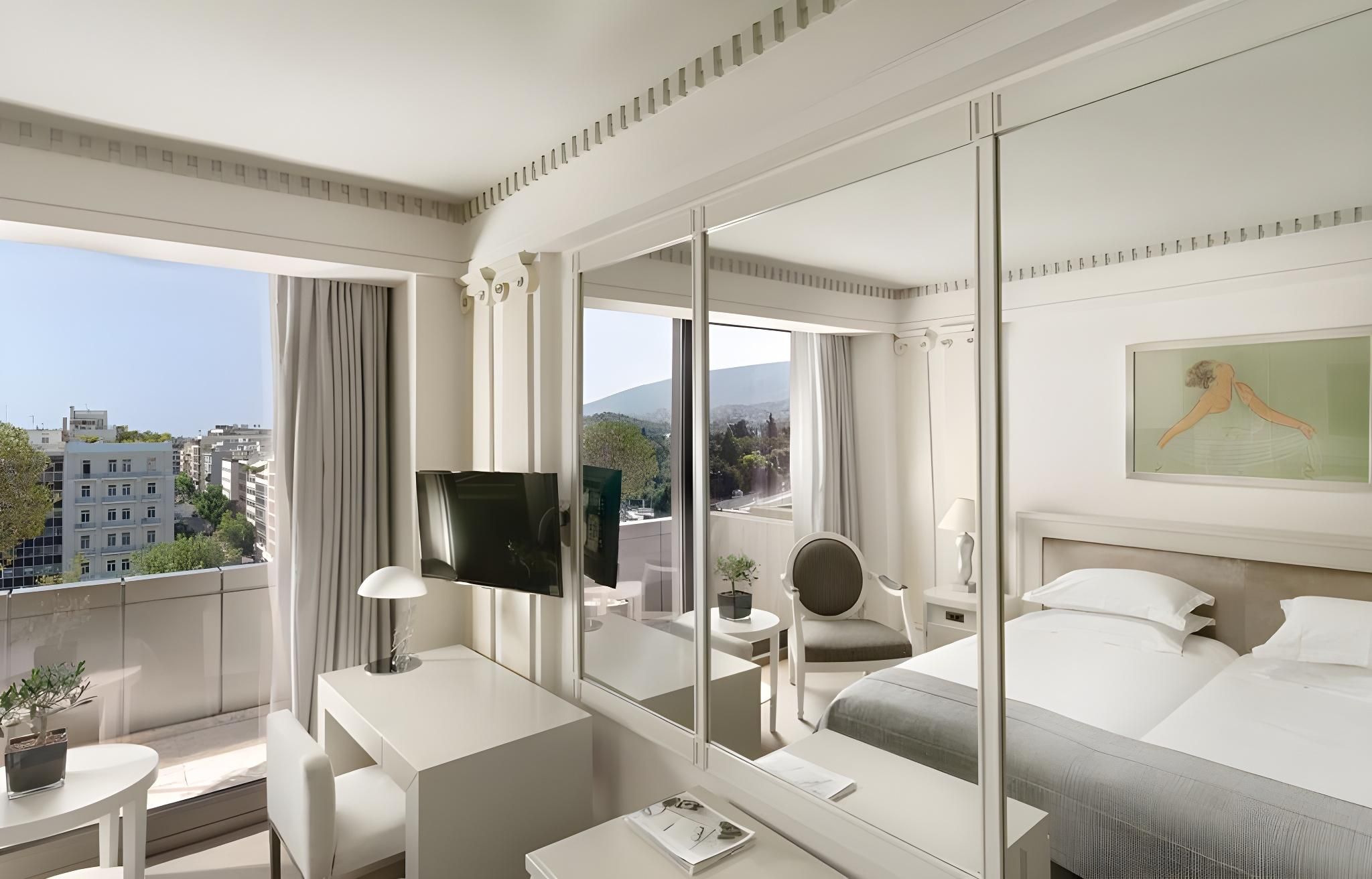 DELUXE ACROPOLIS VIEW ROOM