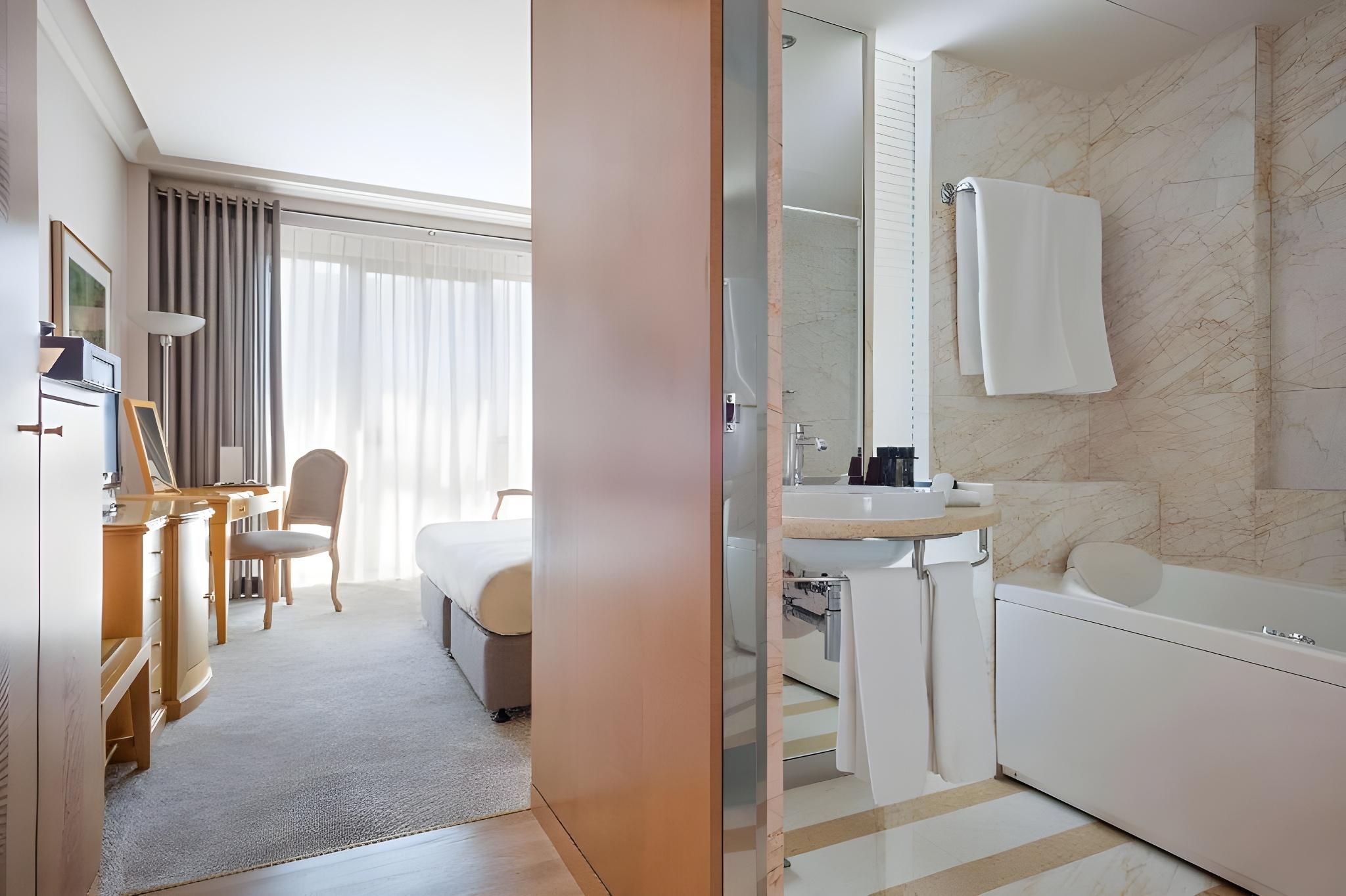 SUPREME ROOM VIP EXPERIENCE