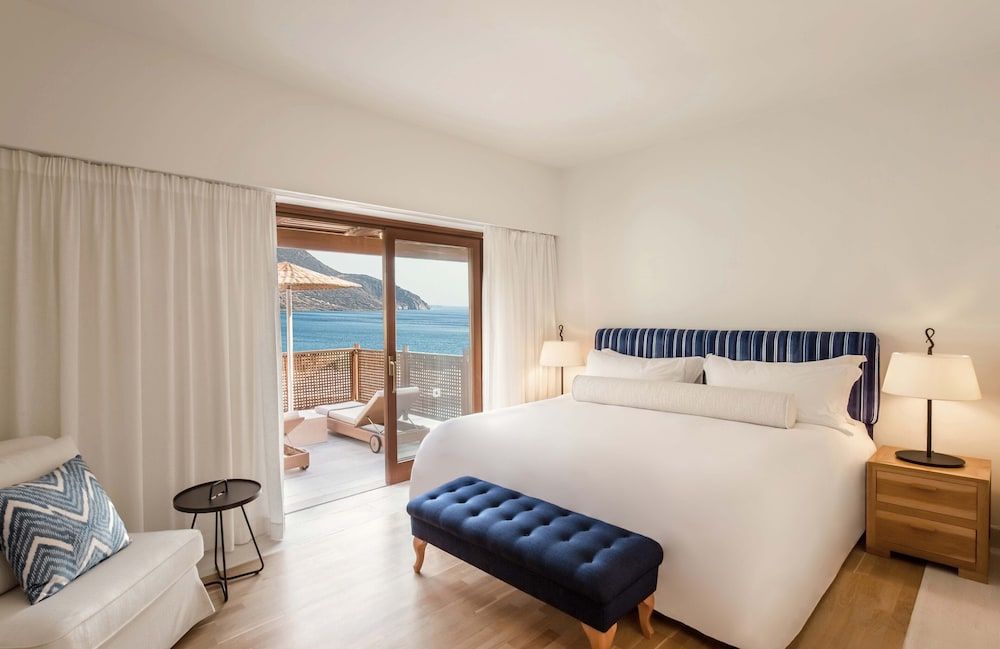 Deluxe Suite, Sea View