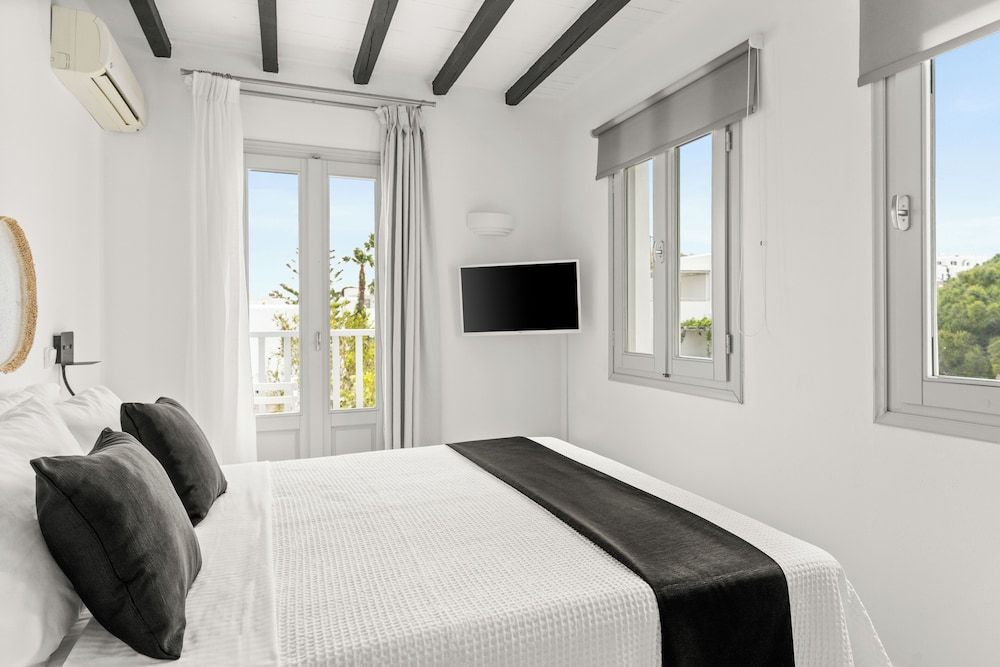 Room (Promo - No Balcony- No View)