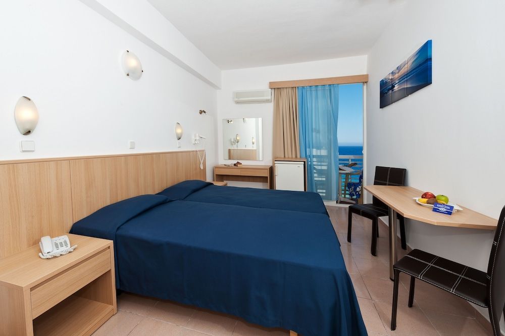 Standard Triple Room, Balcony