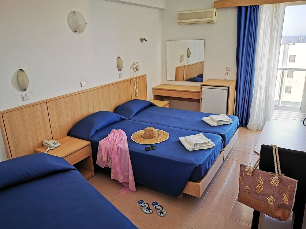 Standard Triple Room, Balcony