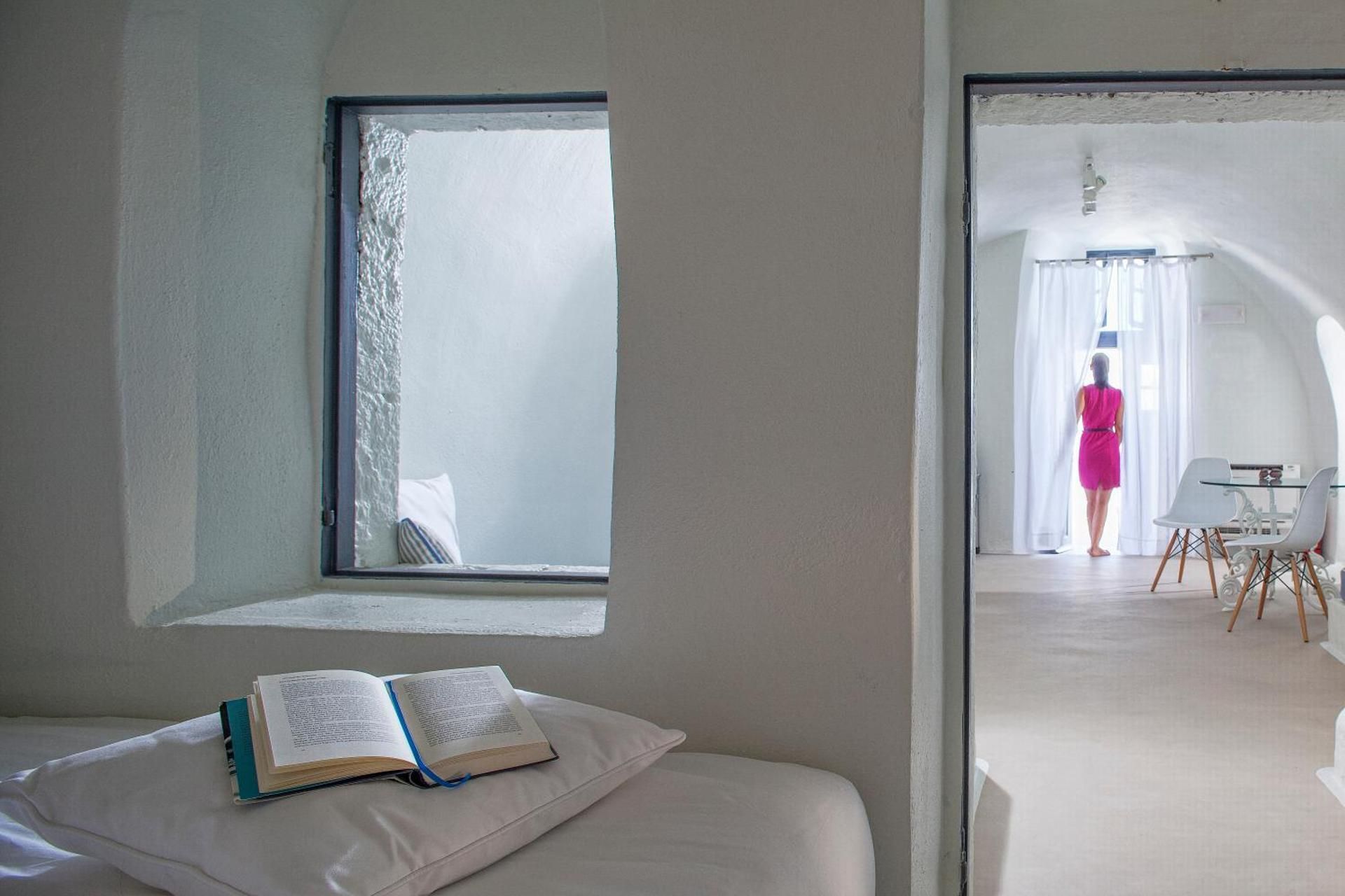 Master Suite with Private Pool and Caldera View