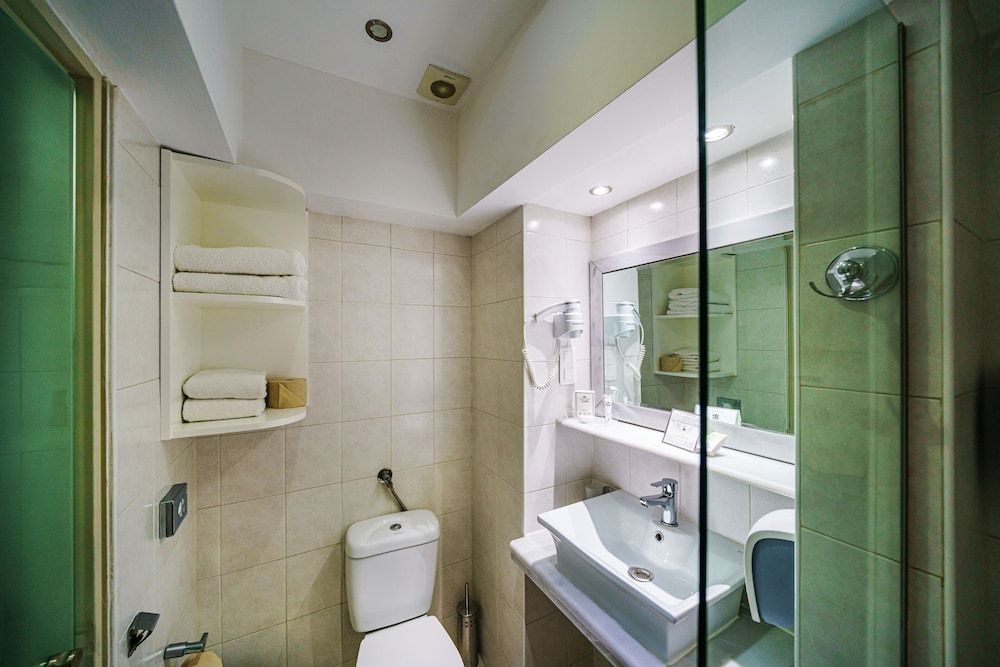 Capsis Hotel Thessaloniki Superior Room (Elegant) 14