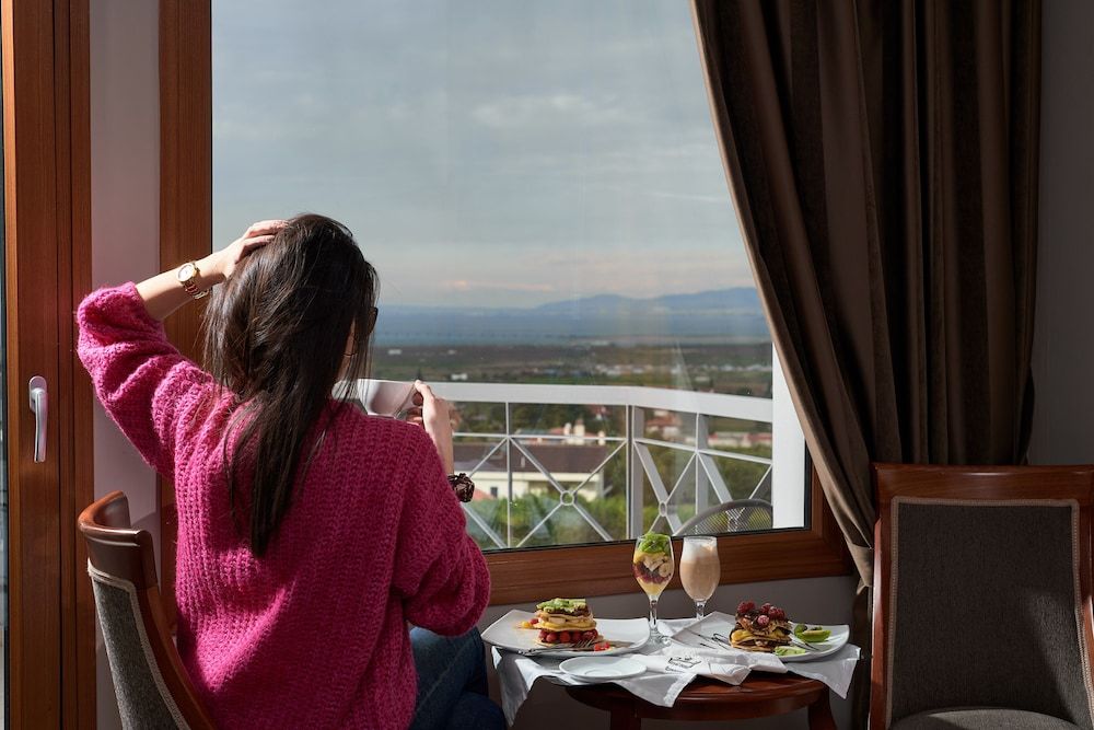 Royal Hotel Double or Twin Room, Sea View 11