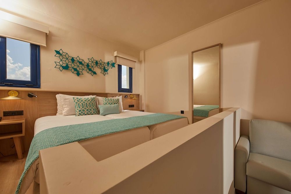 Junior Suite, Balcony, Partial Sea View (2 Adults - My Favorite Club)
