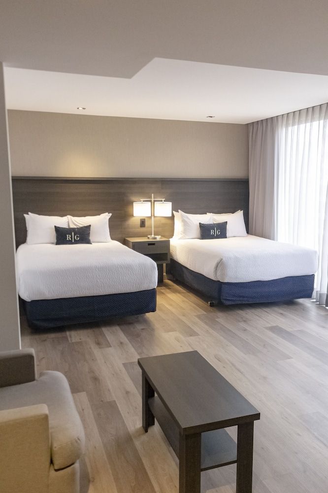 2 Queen Bed