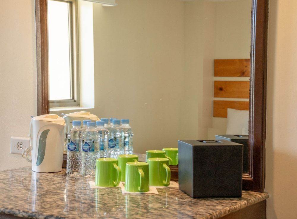 Holiday Resort & Spa Guam Standard Double City View 3