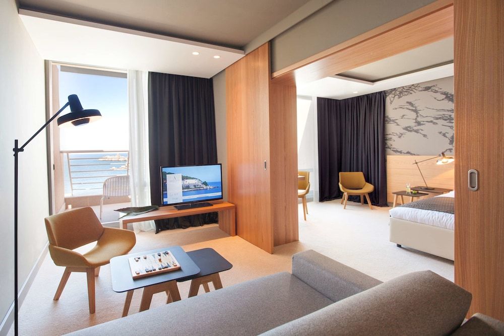 Dubrovnik Palace Junior Suite, Balcony, Sea View 10