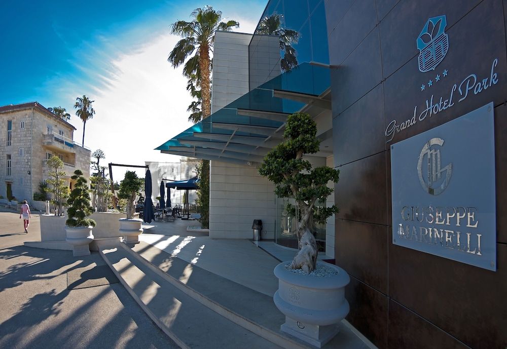 undefined Grand Hotel Park 7