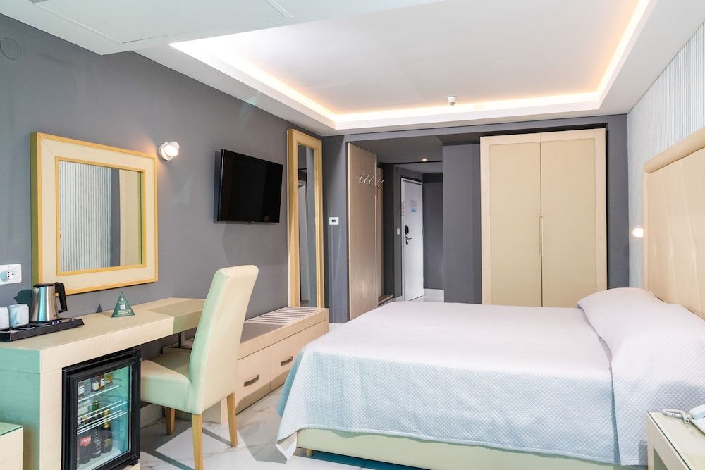 undefined Grand Hotel Park 10