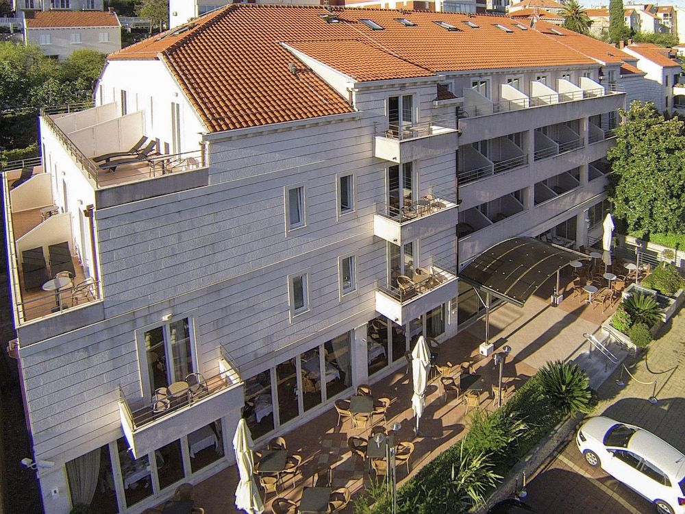 undefined Hotel Ivka 8