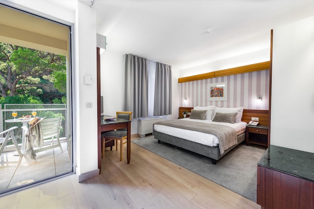 undefined Hotel Uvala 2