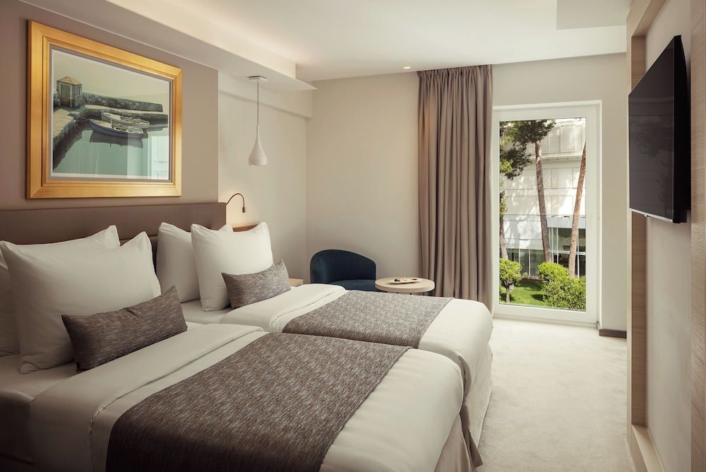 Superior Twin Room, Courtyard View
