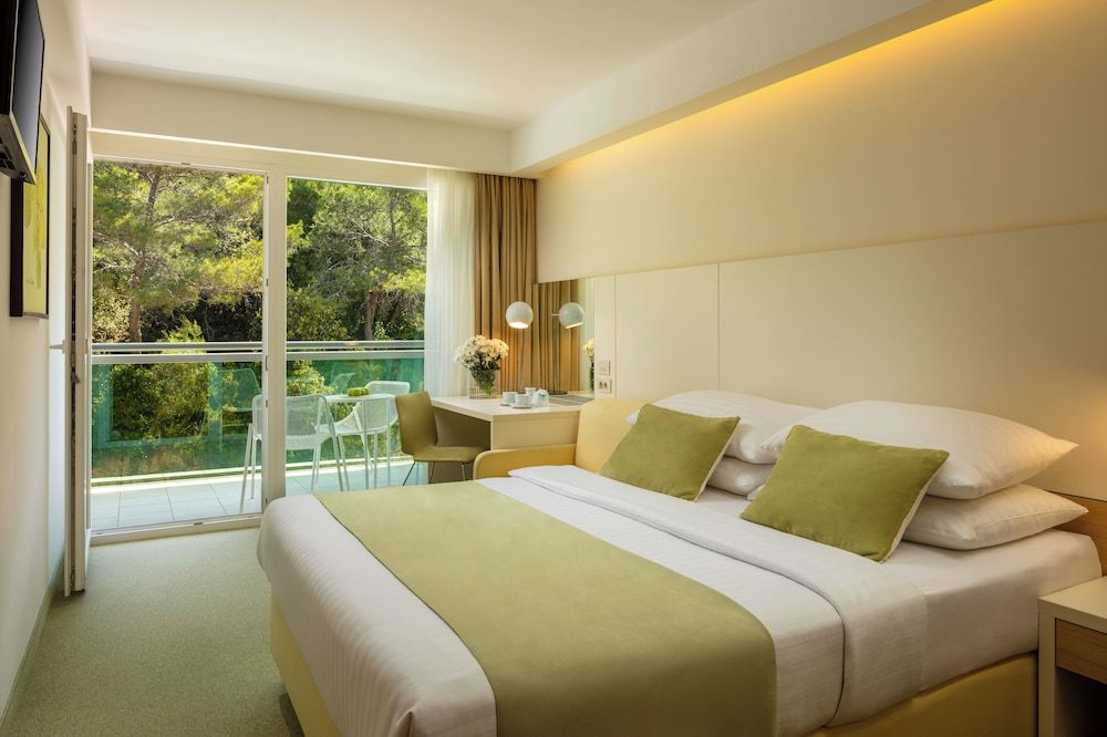 Standard Family Room with Extra Bed and Balcony