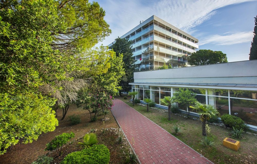 Children's Play Area