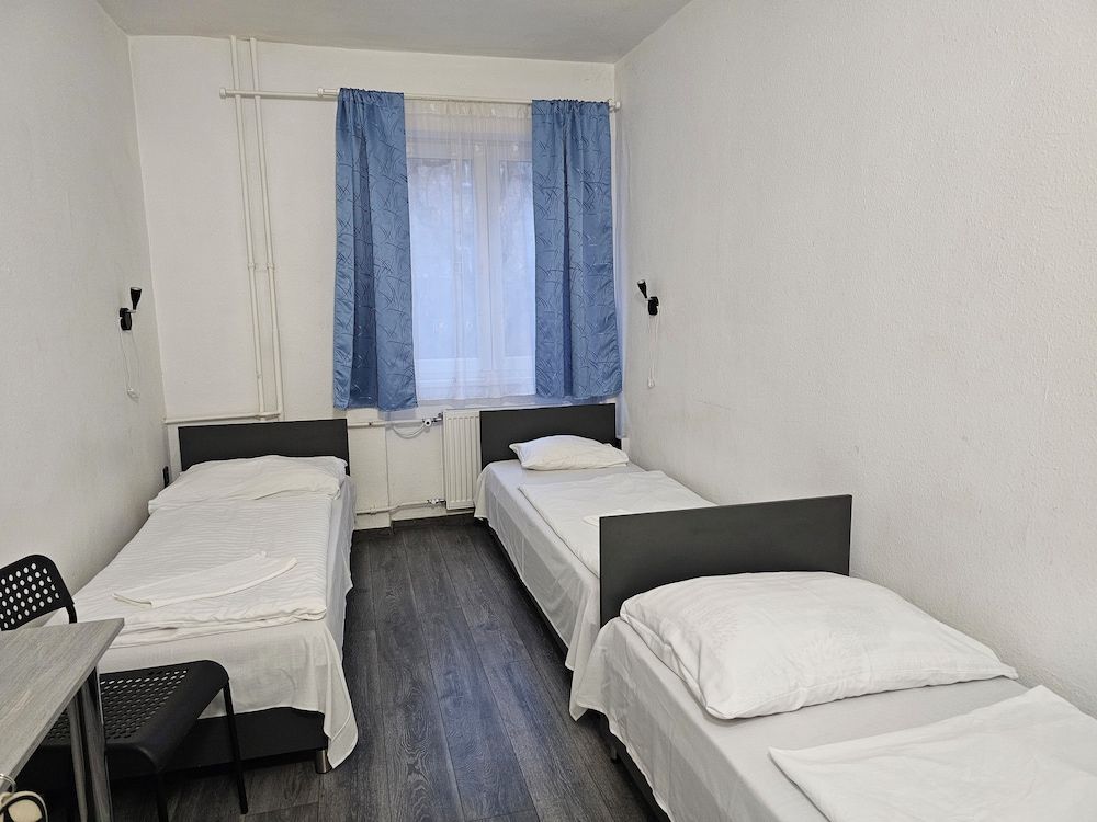 undefined Dominik Panzio 6