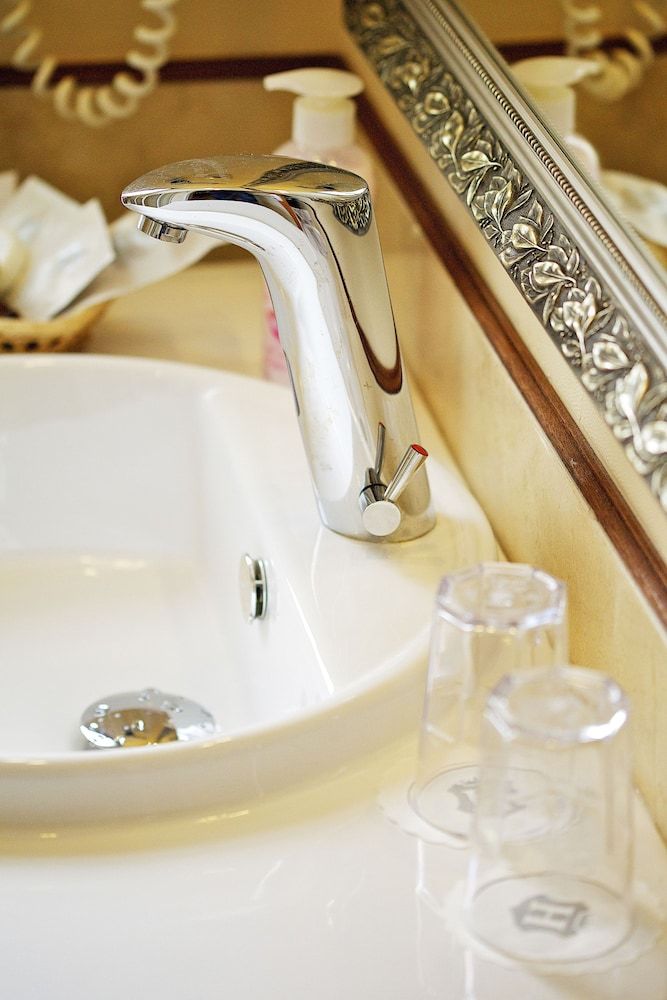 Gold Hotel Budapest Standard Double or Twin Room, 1 Bedroom 8