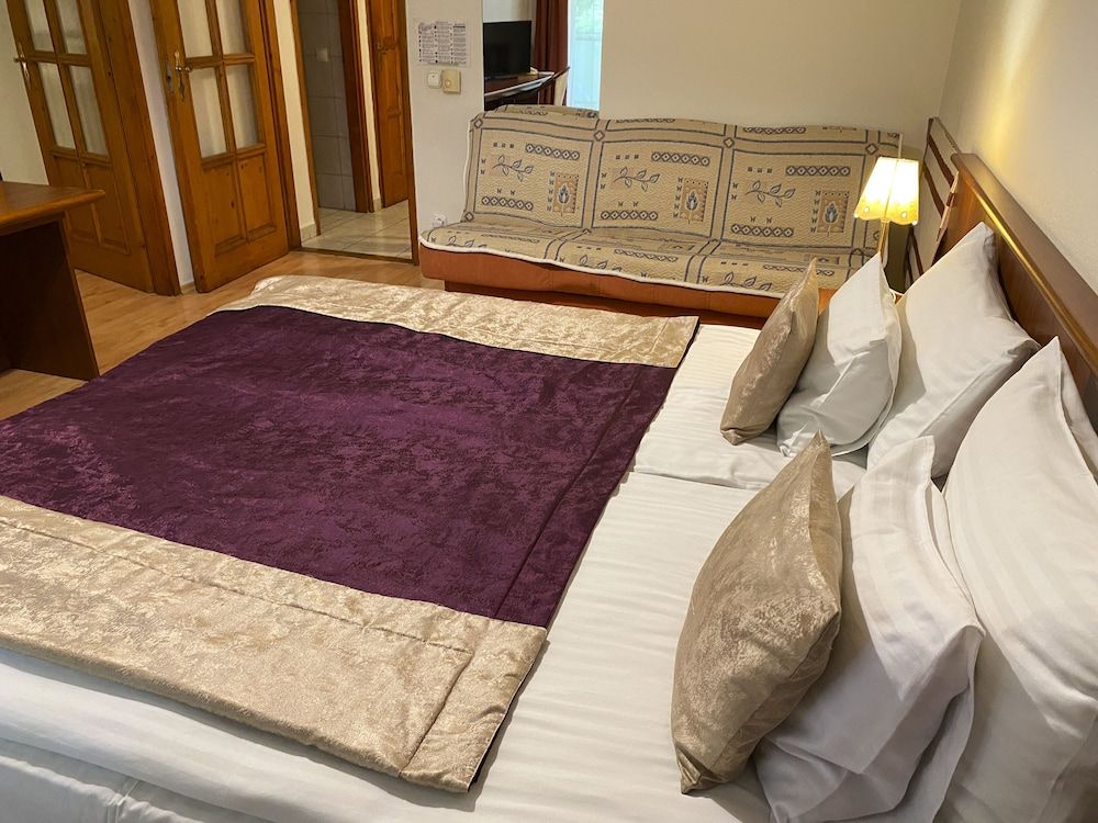 undefined Gold Hotel Budapest 5