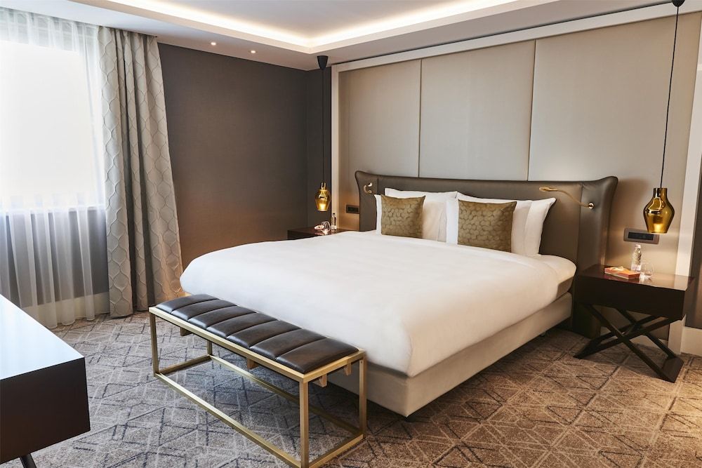 undefined Kempinski Hotel Corvinus Budapest 6