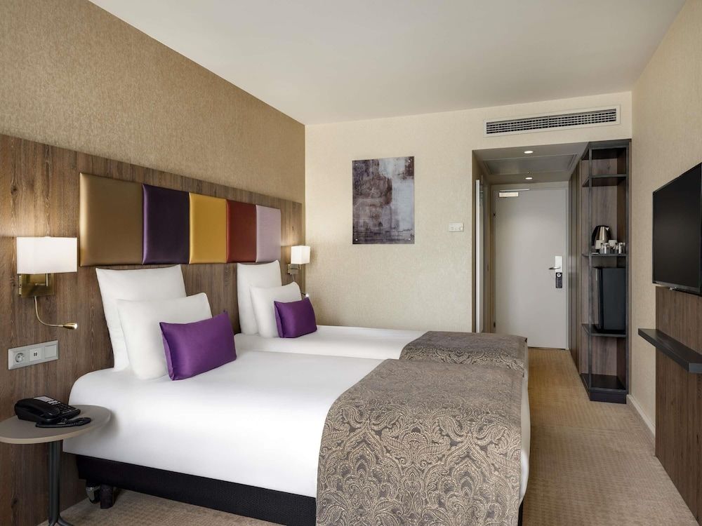 Mercure Budapest Korona Hotel Superior Room, 2 Twin Beds
