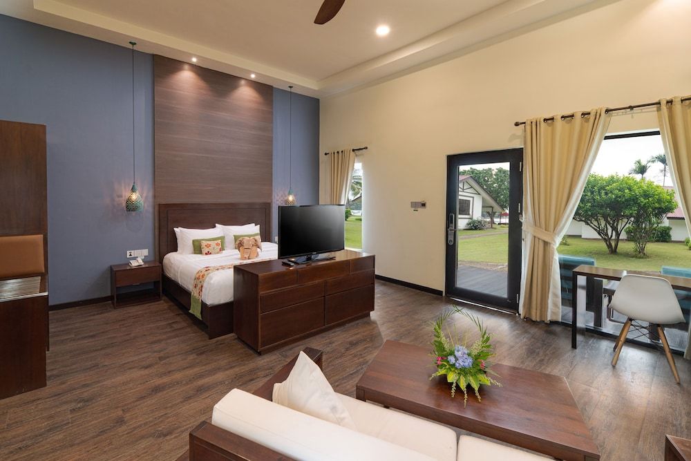 Mayang Sari Beach Resort Garden View Chalet 2