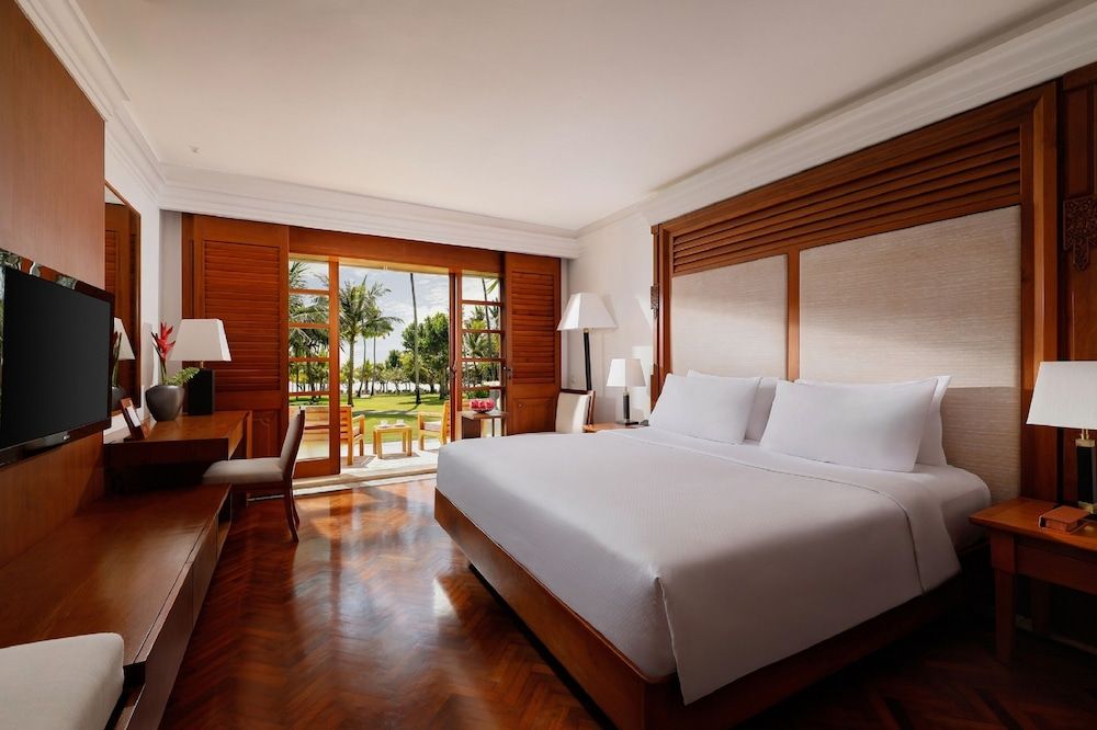 Premier Room, 1 King Bed