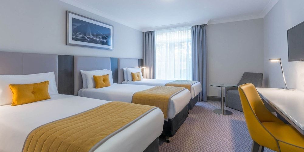 undefined Maldron Hotel Dublin Airport 7