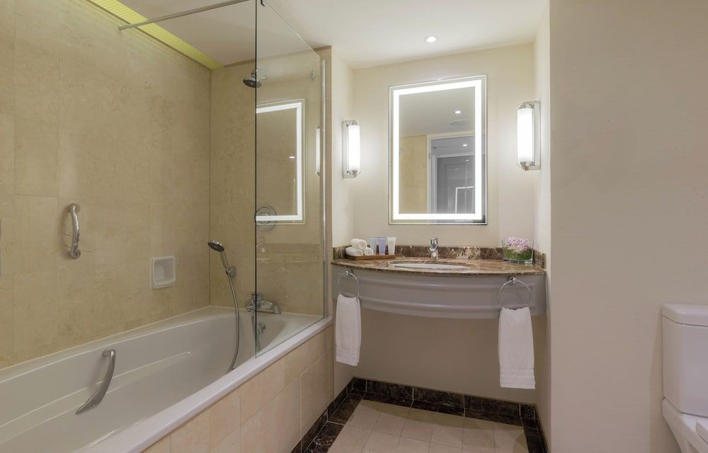 Conrad Dublin Superior Room, 1 King Bed 2