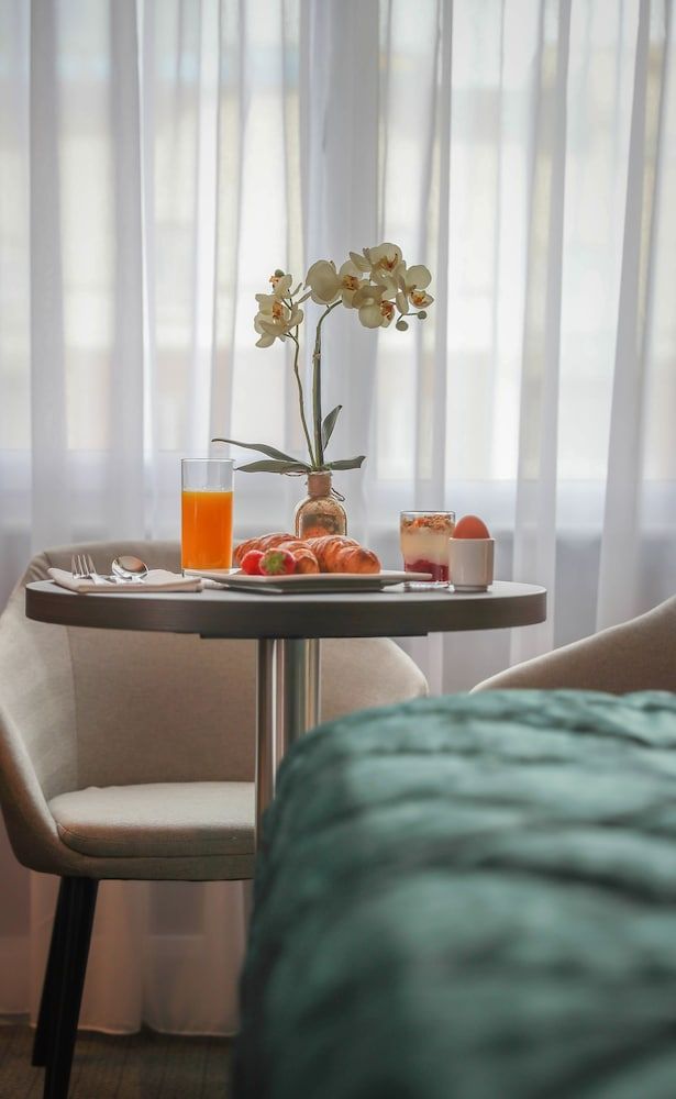 undefined Grand Canal Hotel Dublin 4